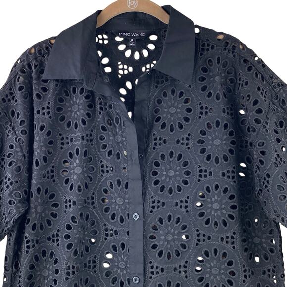 Ming Wang Floral Eyelet Long Tunic Top Size M Black Duster Buttons Lace - Picture 2 of 7
